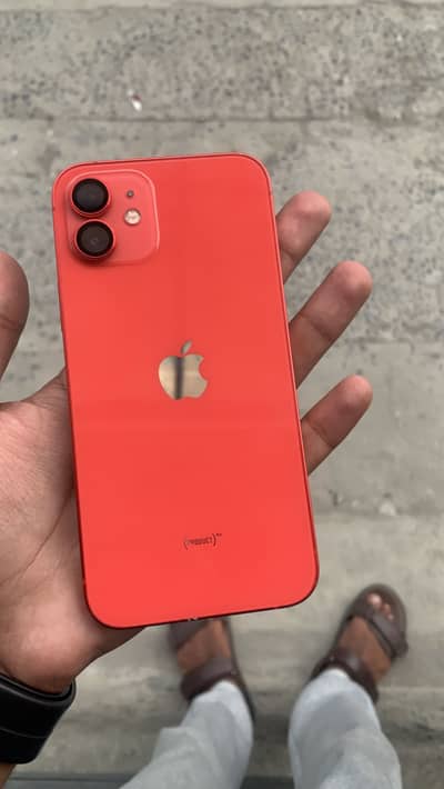 Apple iPhone 12