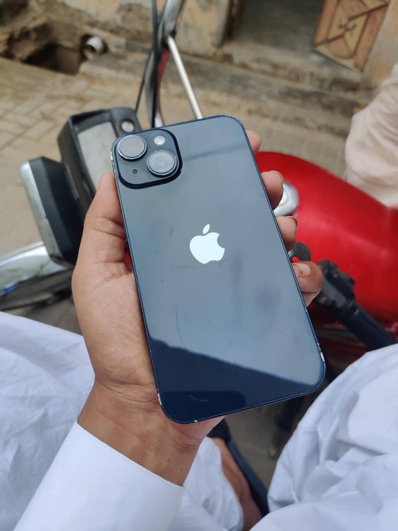 Apple iPhone 14 2