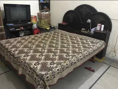 Bed With Spring Mattress