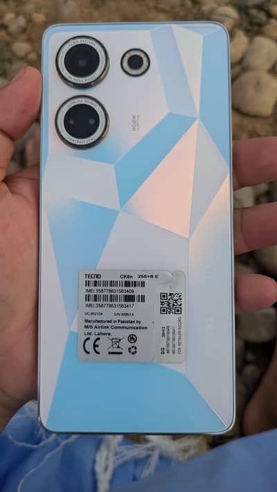 Tecno CAMON 20