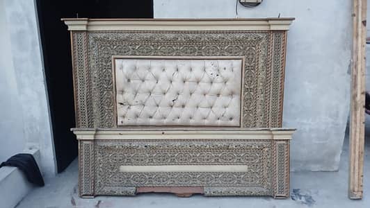king size bed.