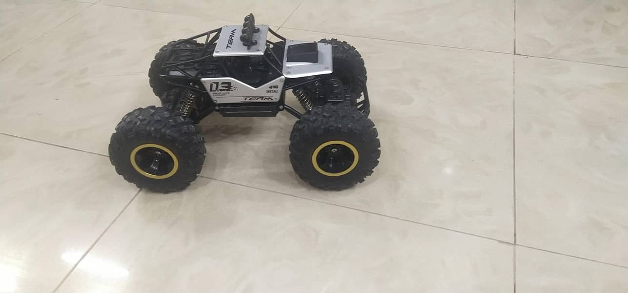 crawler car  camera 3