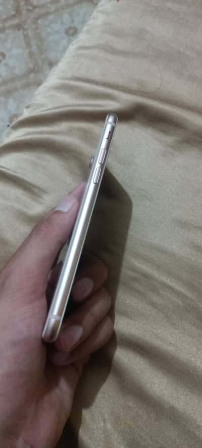 Apple iPhone 8
