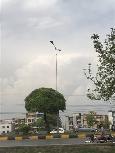 15000 Muje iPhone X yan xs chahiye jis ka pas ha rabta kray