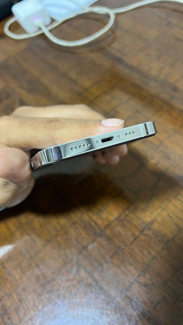 Apple iPhone 13 Pro 3
