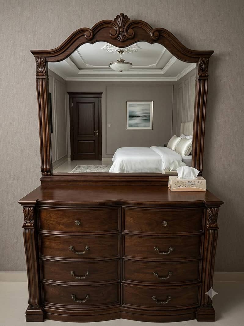 Dressing Table in solid wood material 0