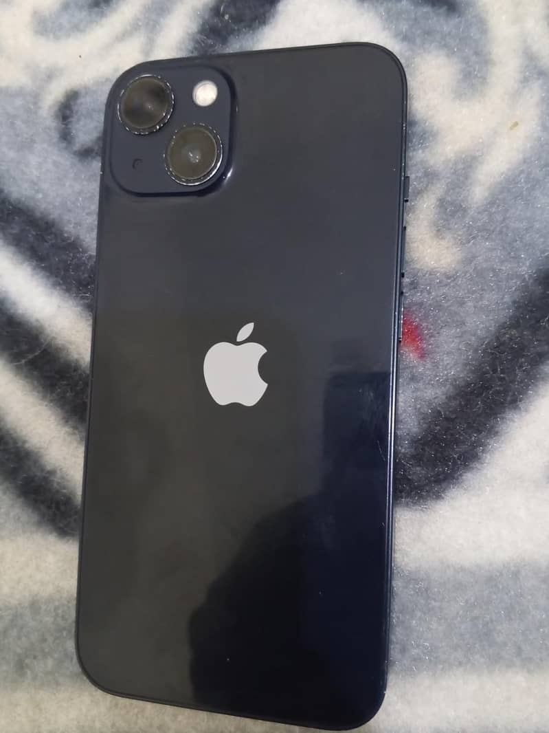 Apple iPhone 13 2