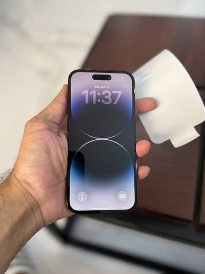 Apple iPhone 16e 128GB