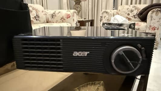 Acer X1260 DLP Multimedia Projector – Barely Used with Remote