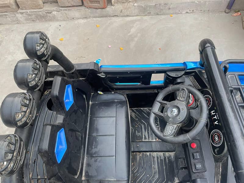 DLX UTV 2