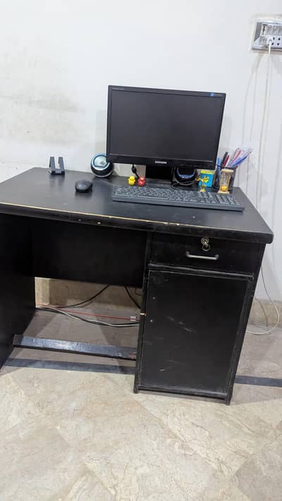 Computer Table