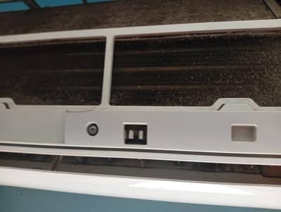 Haier 1.5 Ton Non-Inverter AC - Neat & Clean, 1 Year Used
