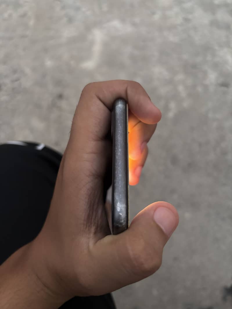 Apple iPhone 8 Plus 2