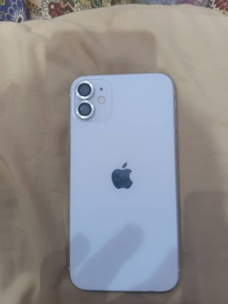 Apple iPhone 11 0