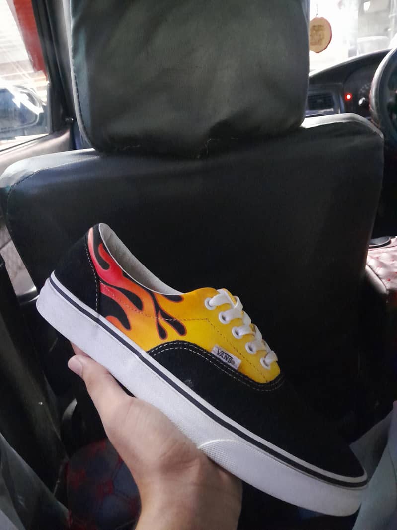 Vans Authentic "Flame" 1