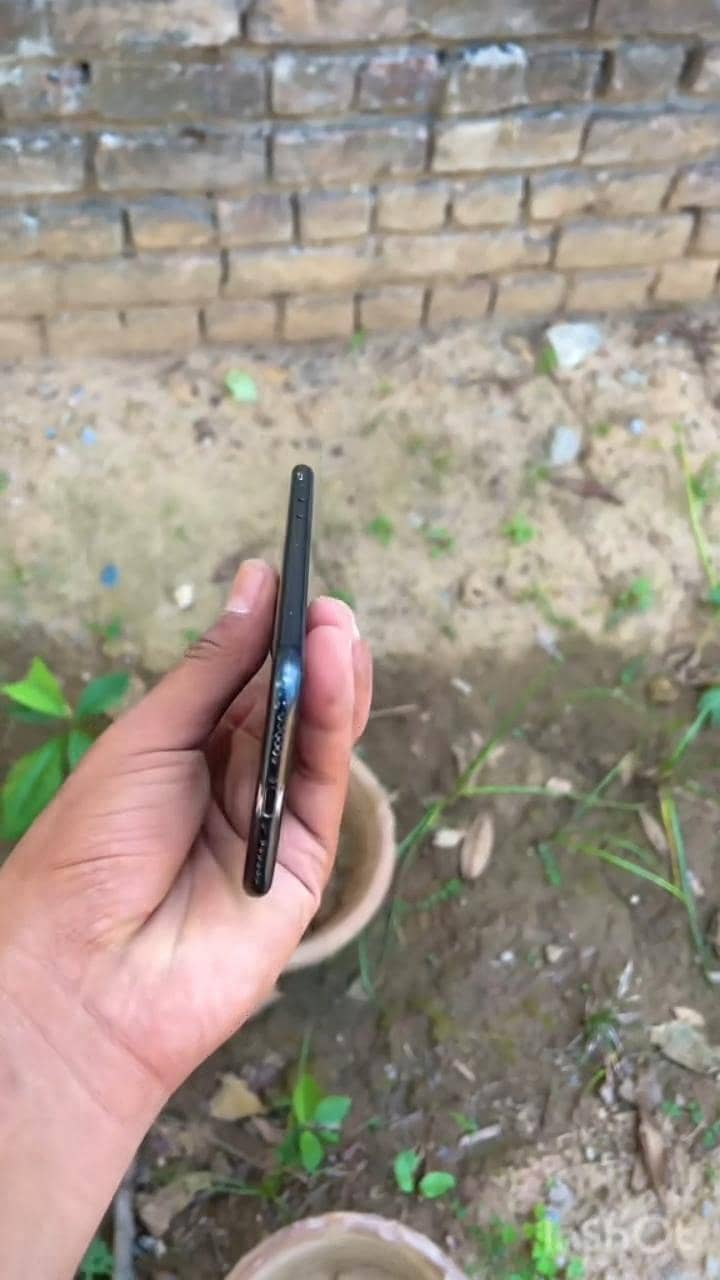 Apple iPhone 7 1