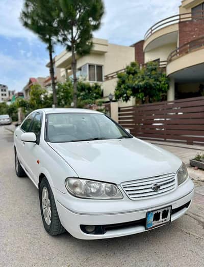 Nissan Sunny 2009