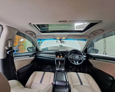 Honda Civic Oriel 1.8 i-VTEC CVT