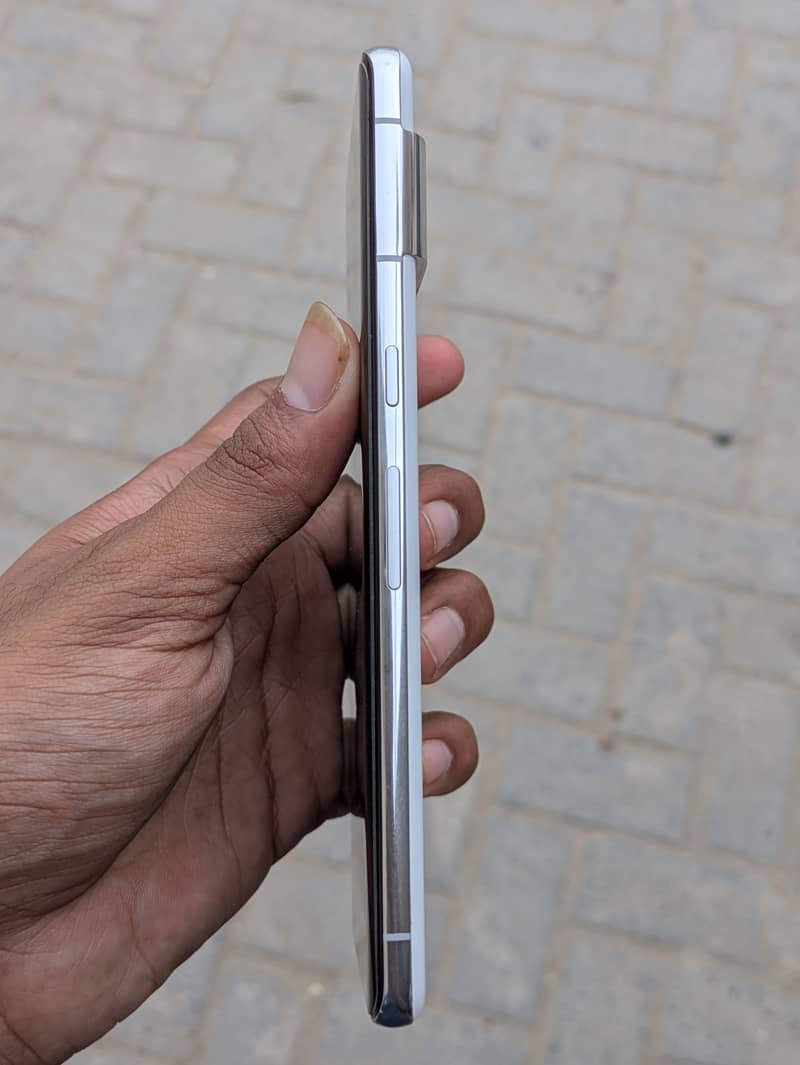 Google Pixel 7 Pro 2
