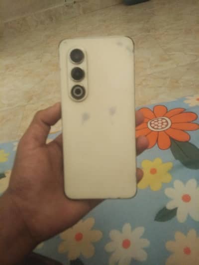 itel S25 hai set Box ha Ram 6 rom 128 set ka penal change karvana hoga