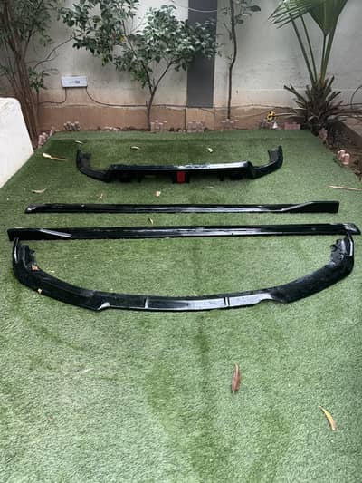 CIVIC X F1 BACK KIT, SPLITTER AND SIDE SKIRTS