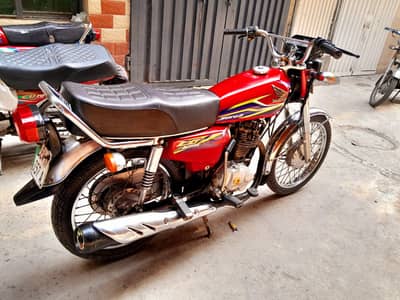 Honda CG 125 2017A Total Janiun