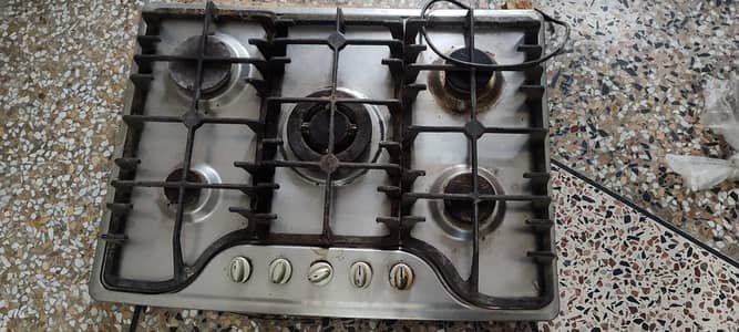 gass cookers with electric power starter very good condition