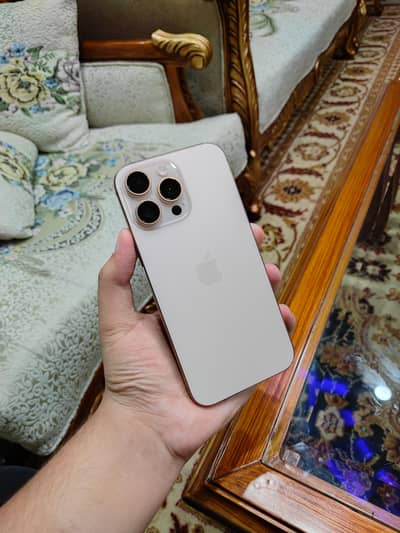 iPhone 16 Pro Max 256gb waterpack