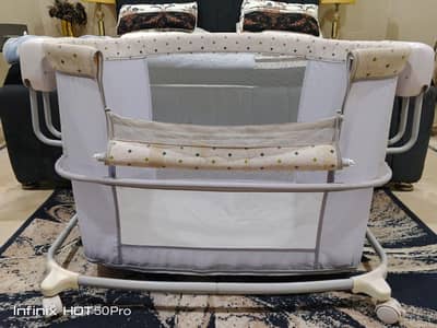 Baby mastella bassinet