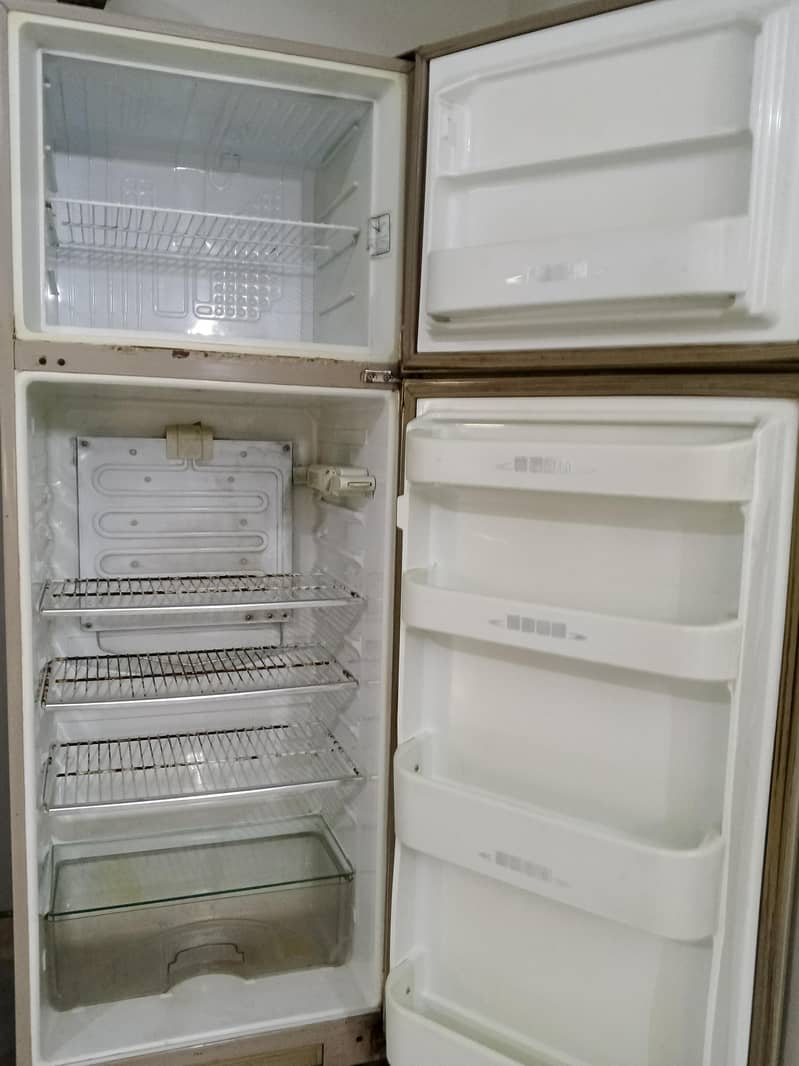 refrigerator 1