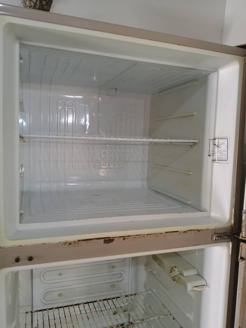 refrigerator 3