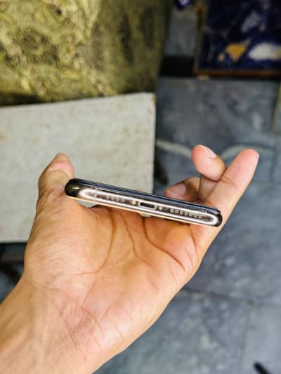 11 Pro Max dual sim Pta
