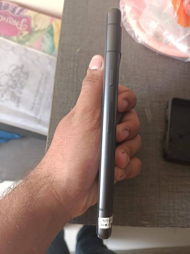 Google Pixel 7a 1