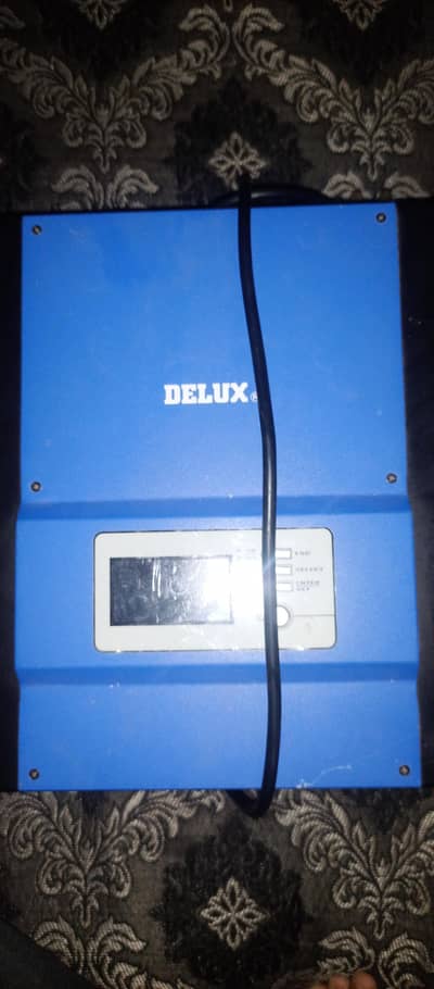 Delux hybrid inverter 900watt 1 year use upgrade karna h iss Lia sale