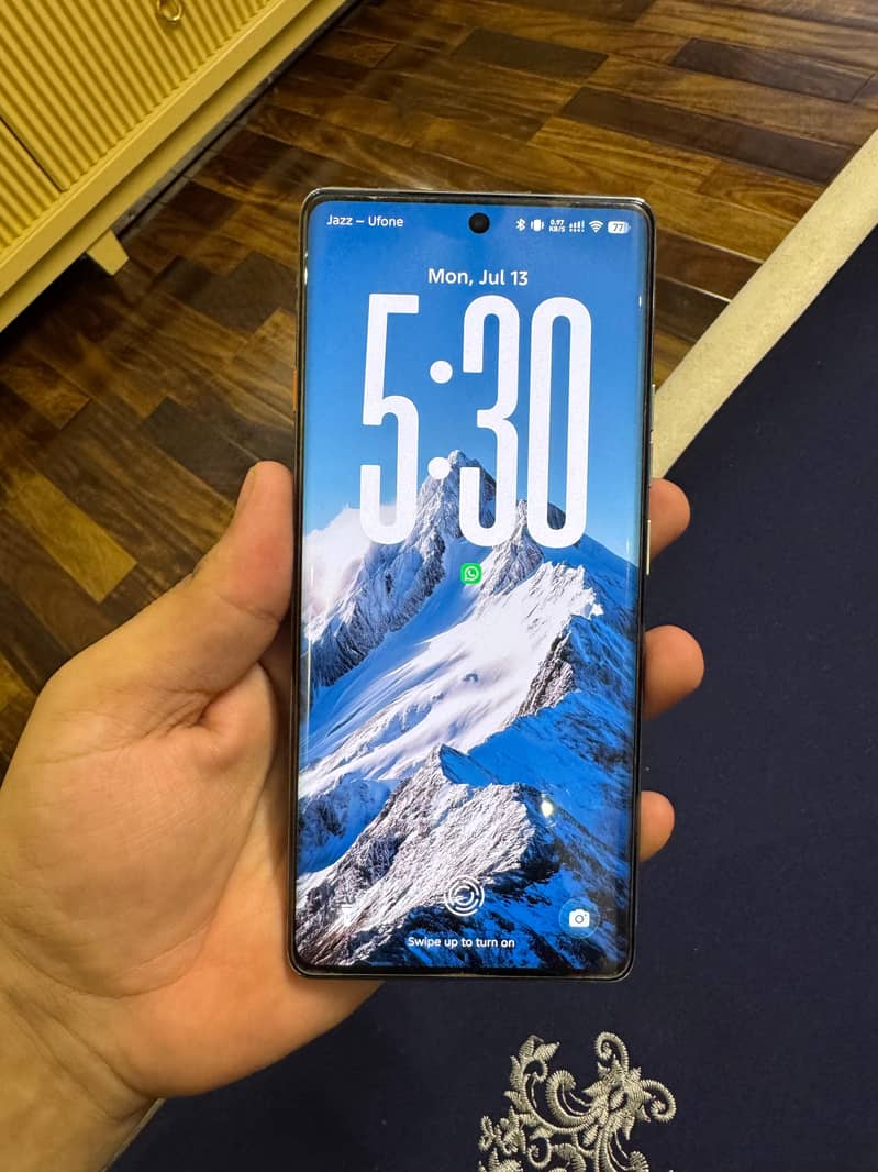 Tecno CAMON 40 Pro 1
