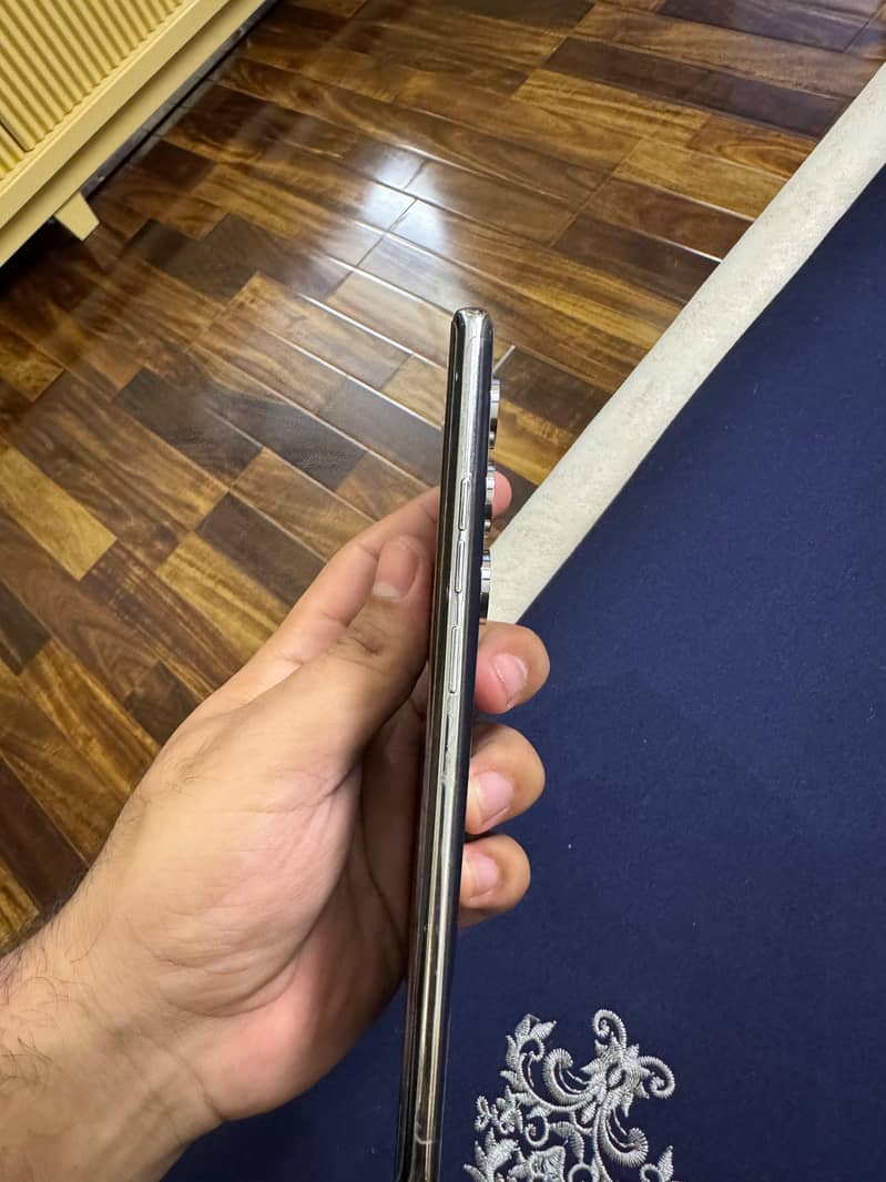 Tecno CAMON 40 Pro 8