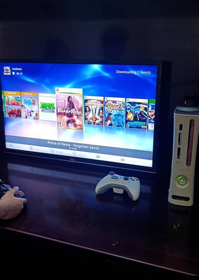 Xbox 360 Console and 02 Controllers
