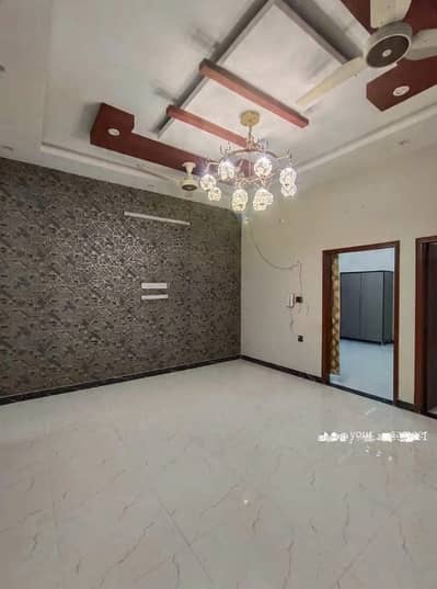 House Sized 120 Square Yards Is Available For sale In Model Colony - Malir