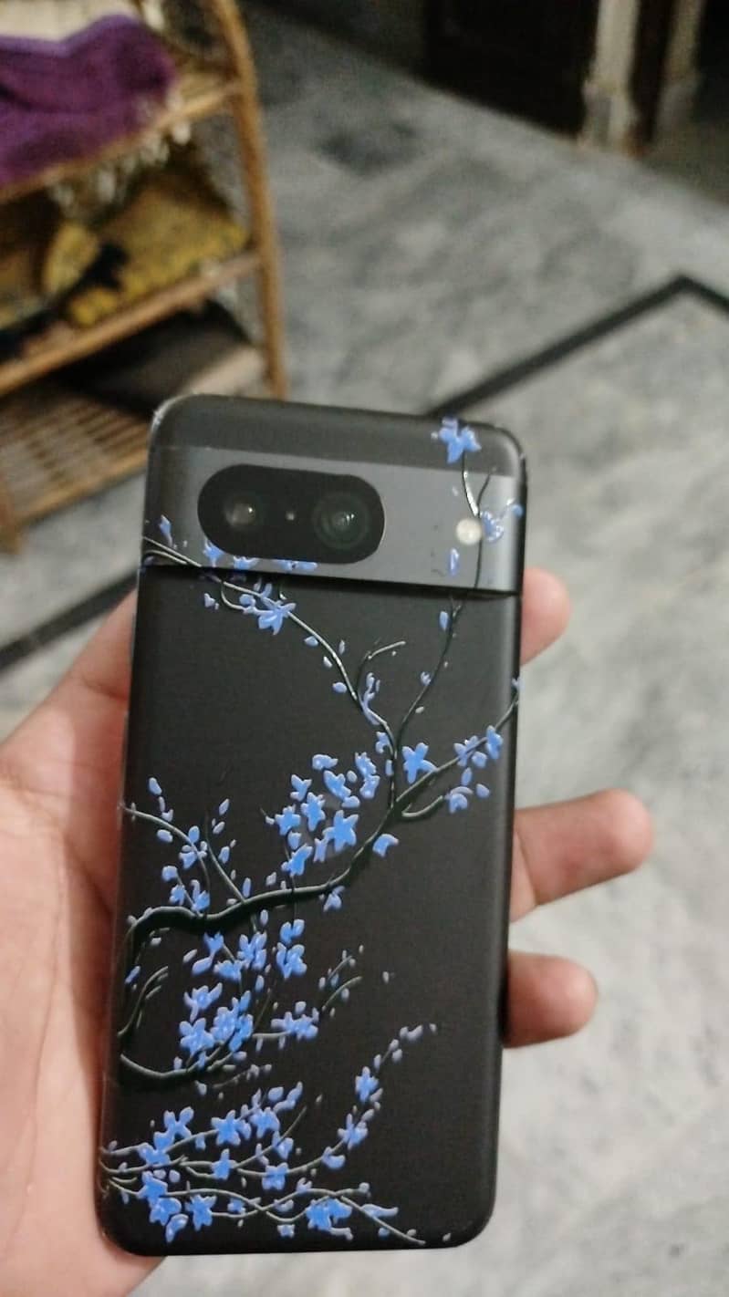 Google Pixel 8 2