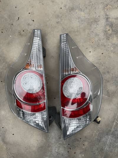 Toyota Aqua 2014 Backlights Kaabli 100% Original Sealed Lights