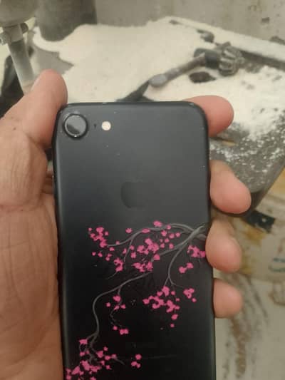 Apple iPhone 7