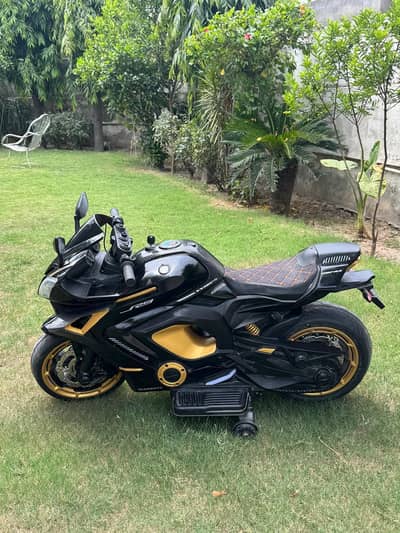 yamaha  R9