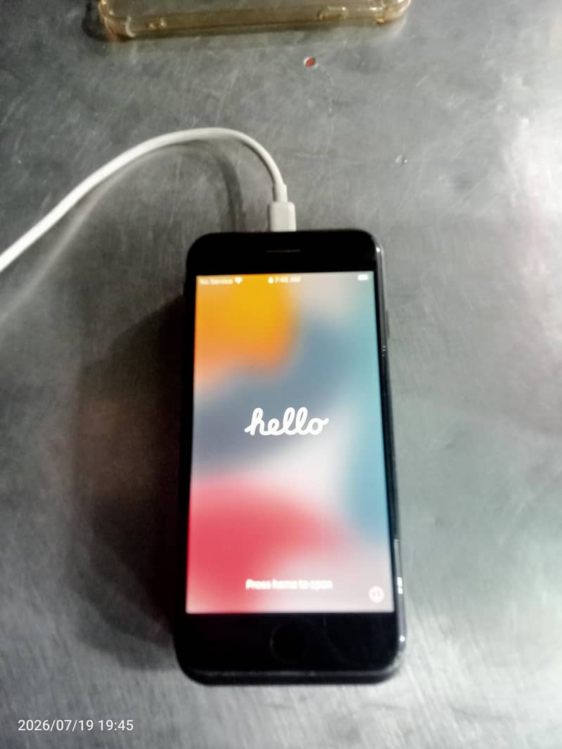 Apple iPhone 7 5