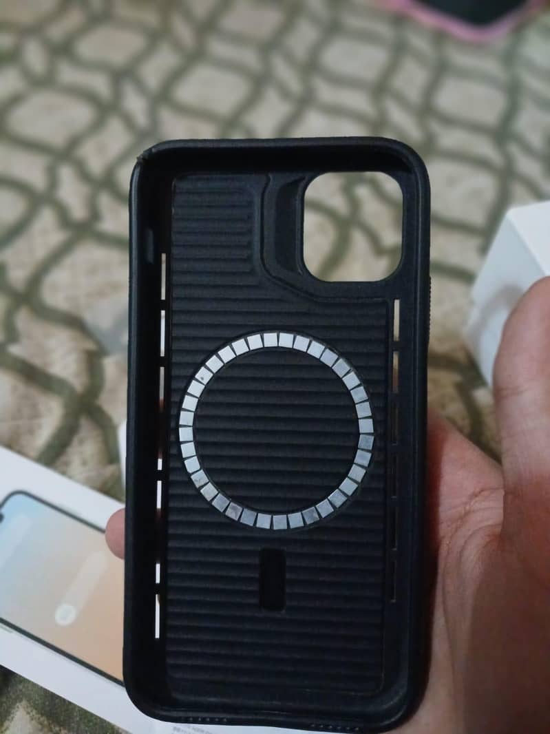 Apple iPhone 11 7