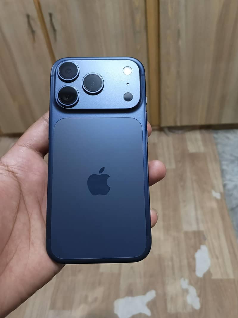Apple iPhone 17 Pro 9