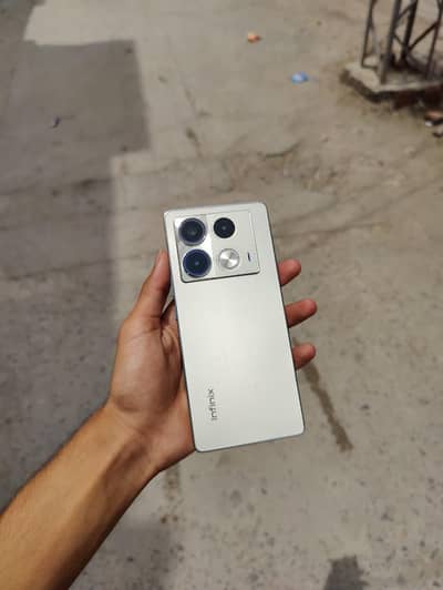 Infinix Note 40