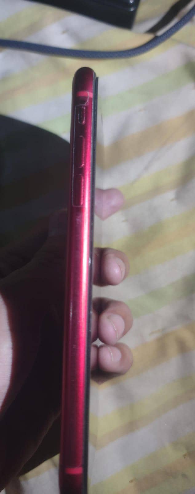 Apple iPhone 11 4