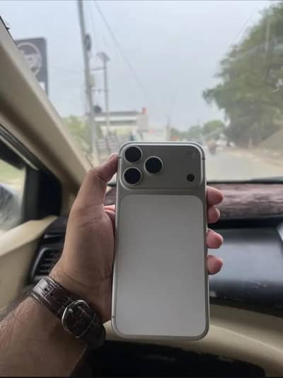 Apple iPhone 17 Pro Max Double Esims time also available