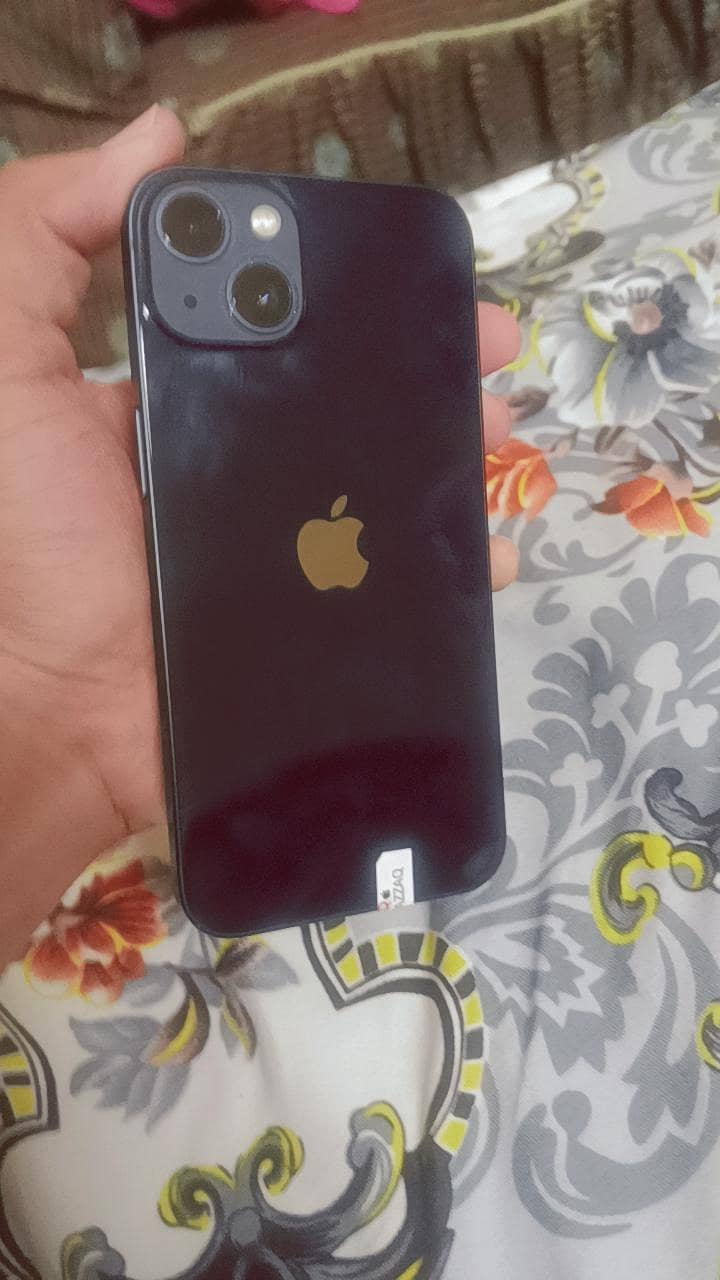 Apple iPhone 13 1