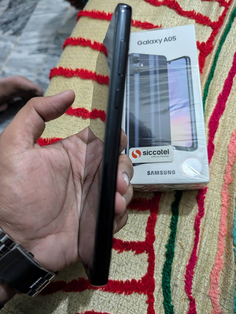 Samsung Mobile A05 2
